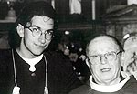 Gabriele Paolini e Don Augusto, durante la messa  a Rivodora nel 1997